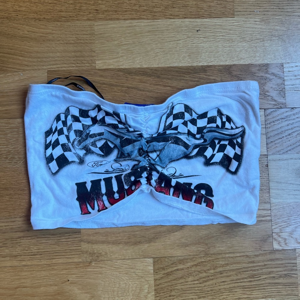 MUSTANG CROP TOP